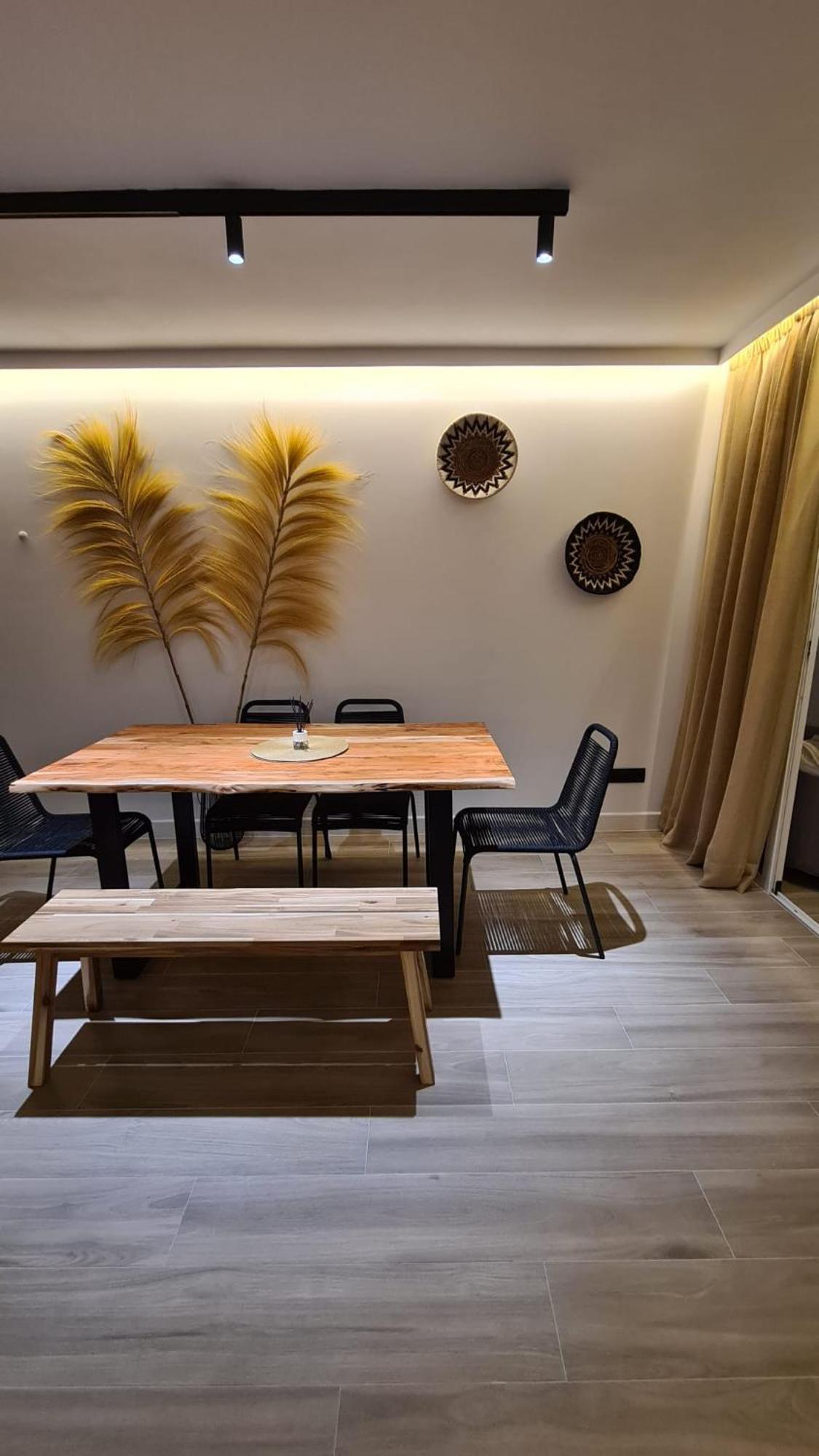 Apartamento Con Vistas Al Mar Cerca Del Puerto 베날마데나코스타 외부 사진